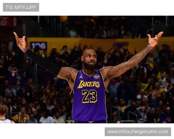 湖人队迎战勇士展现强大攻防实力 詹姆斯再创历史新高